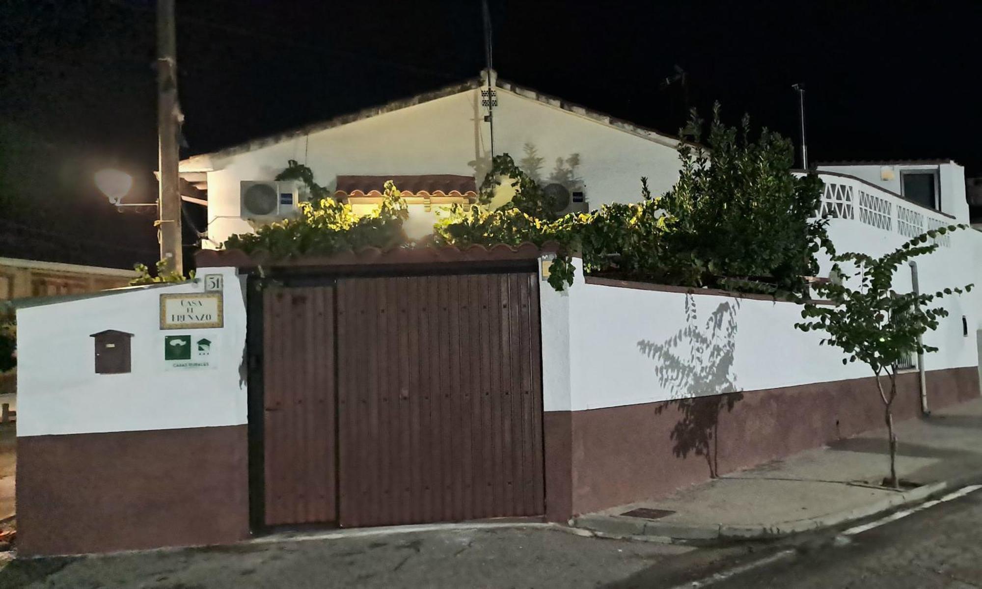 Maison d'hôtes Casa El Frenazo à Garciotum Extérieur photo